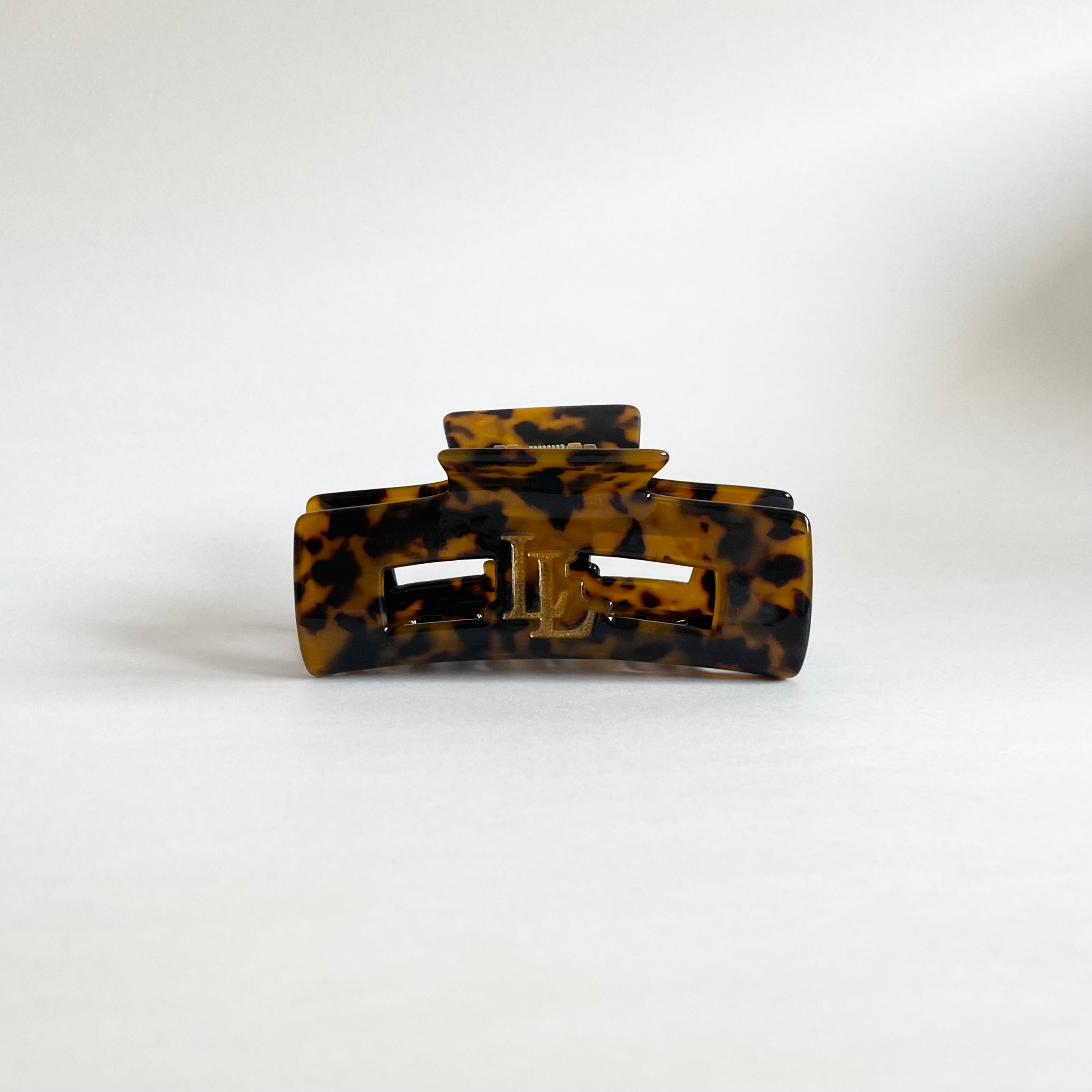 Classic Claw Clip - Tortoise Shell