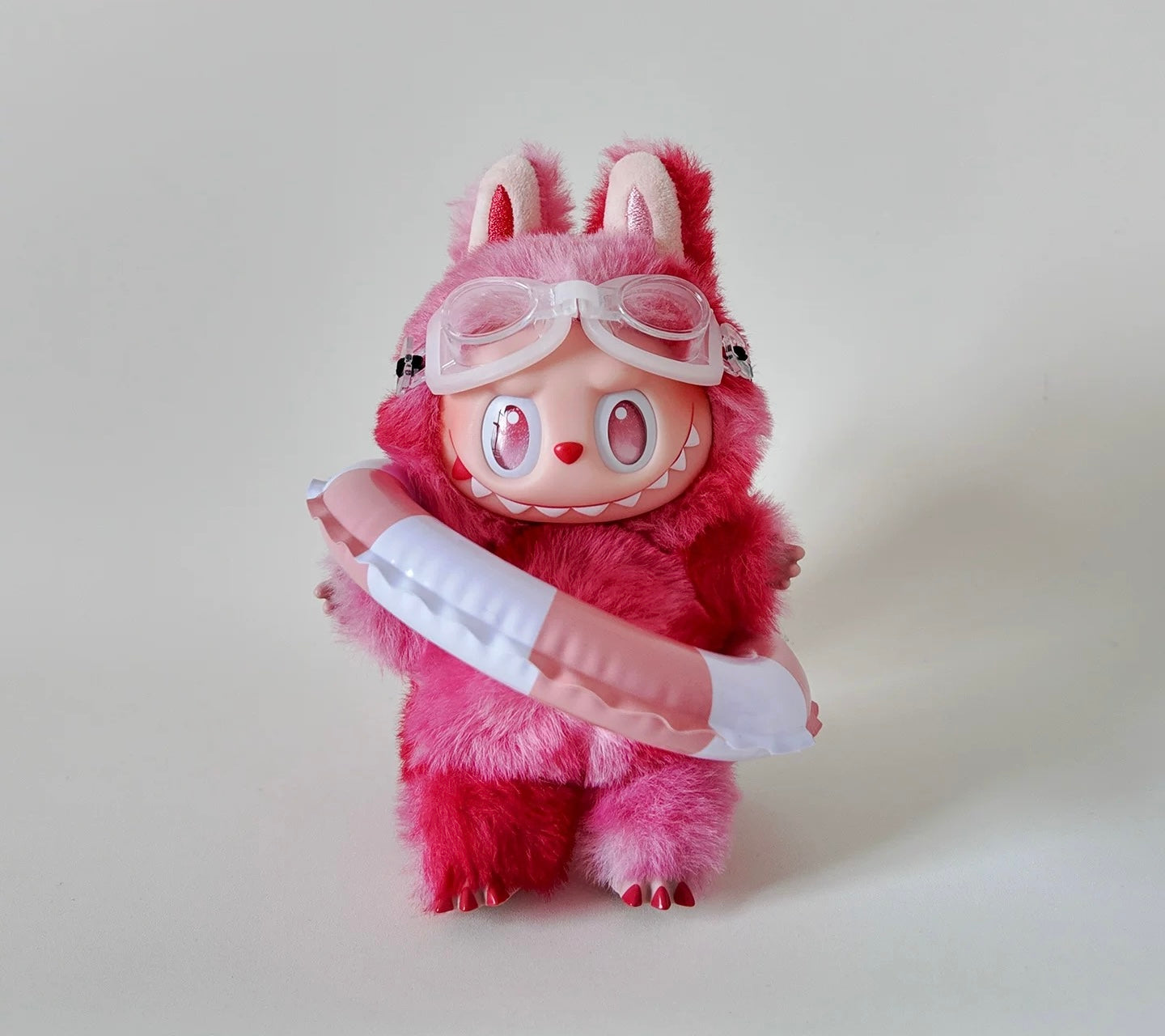 [pre order] labubu outfit- Mini Figure Swim Set – Goggles + Float Ring