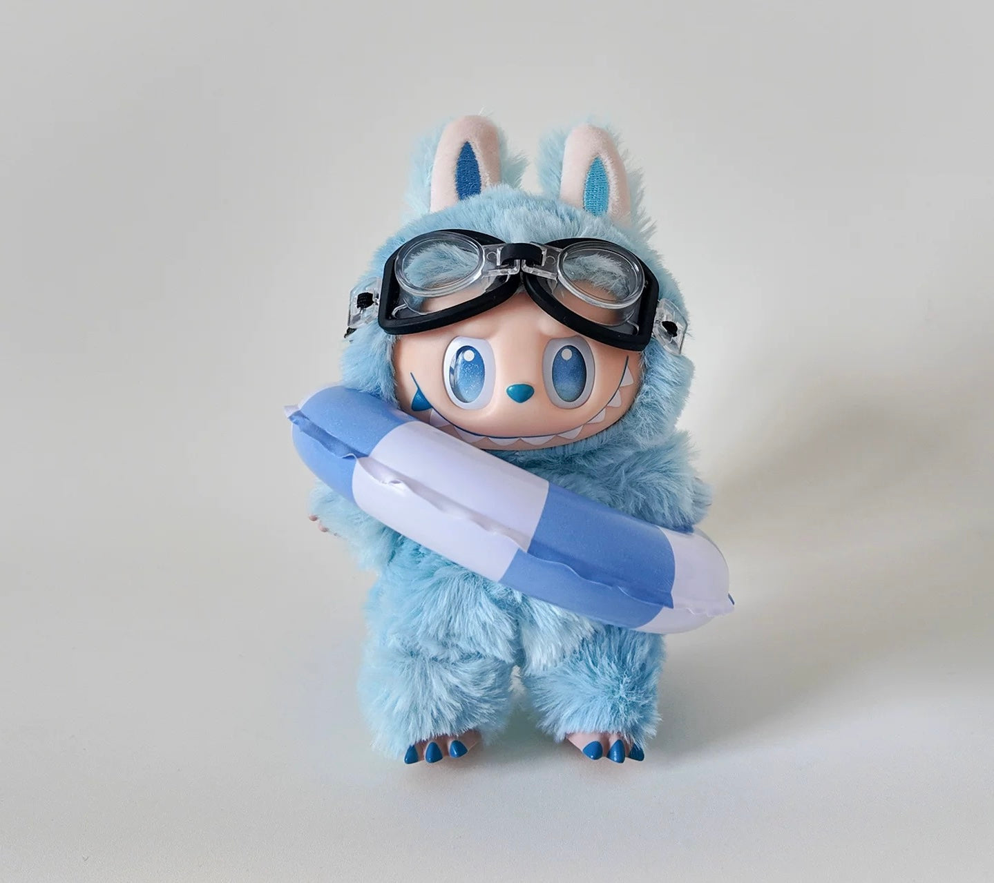 [pre order] labubu outfit- Mini Figure Swim Set – Goggles + Float Ring
