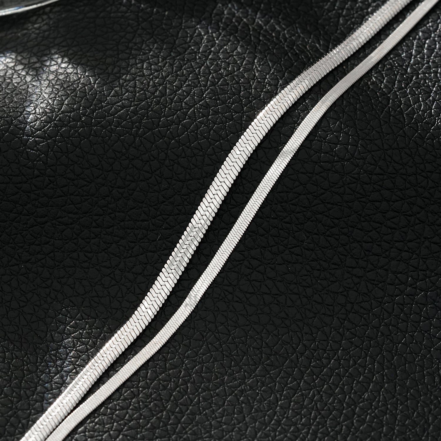 INESE Silver (White Gold): Snake-Skin Textured 2-Layer Bracelet