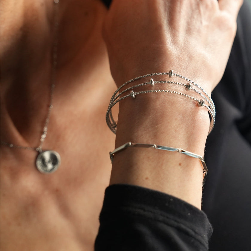 Bracelet en chaîne à perles Style ITARSI Silver : Forme géométrique minimaliste.