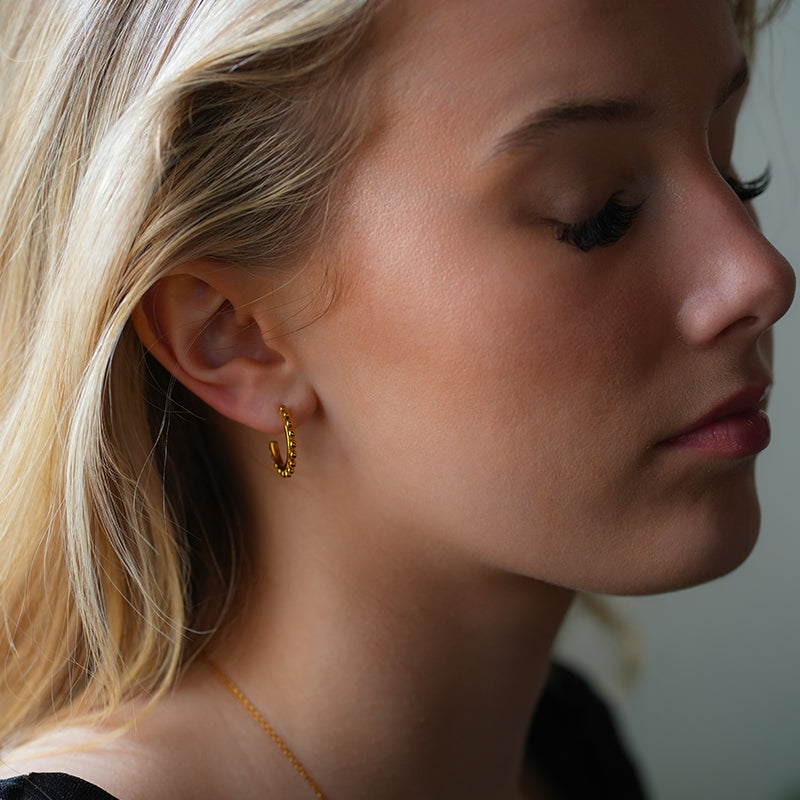 ISLA : Boucles d'oreilles à bord perlé