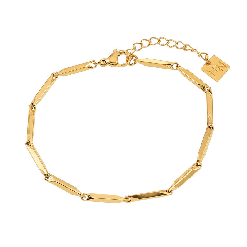 Bracelet en chaîne Style ITARSI Gold : Design minimaliste et géométrique avec perles.