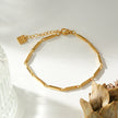 Bracelet en chaîne Style ITARSI Gold : Design minimaliste et géométrique avec perles.