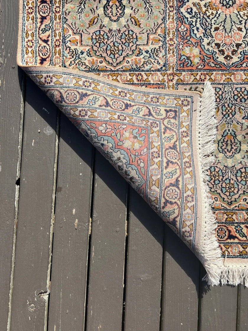 Indian Kashmir Rug | 2' 7