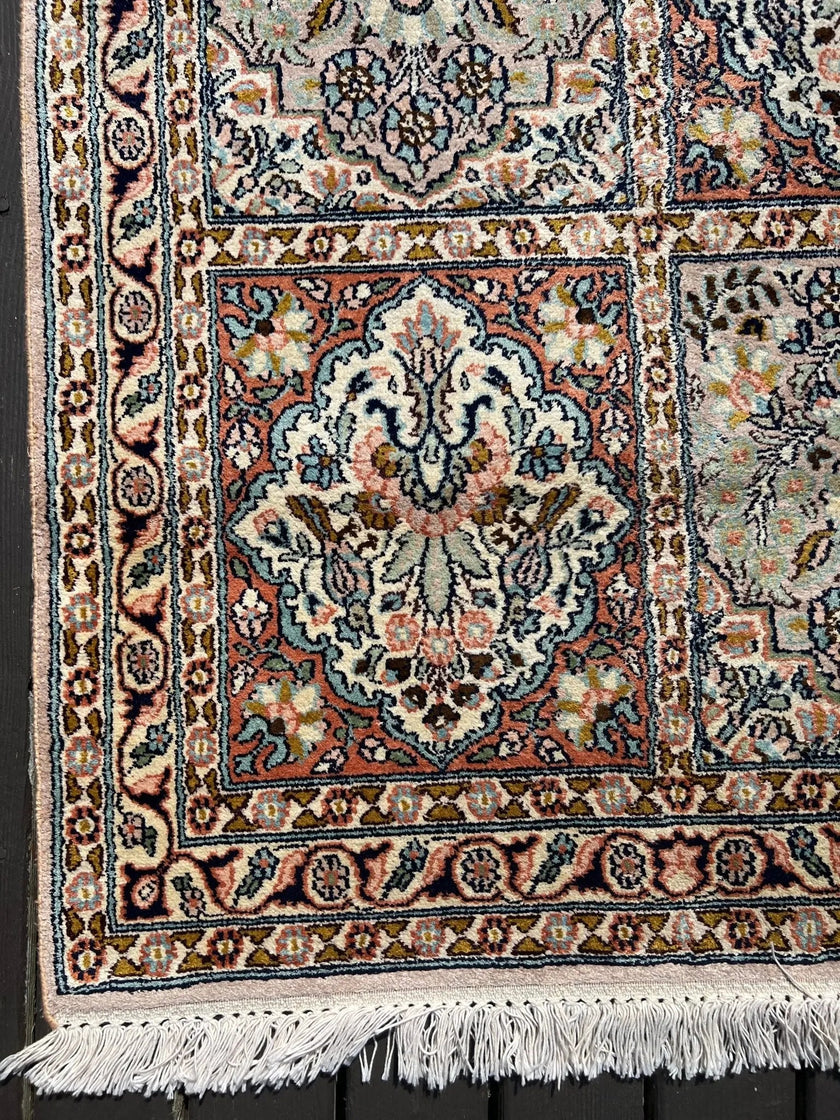 Indian Kashmir Rug | 2' 7