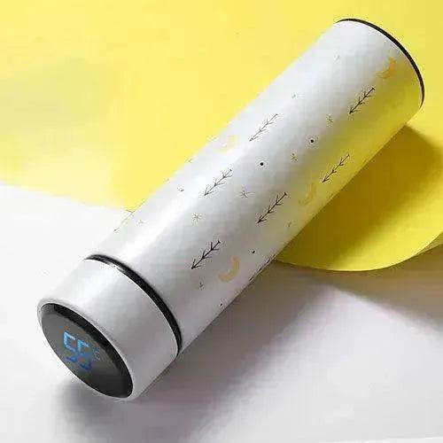 Intelligent temperature measuring mug