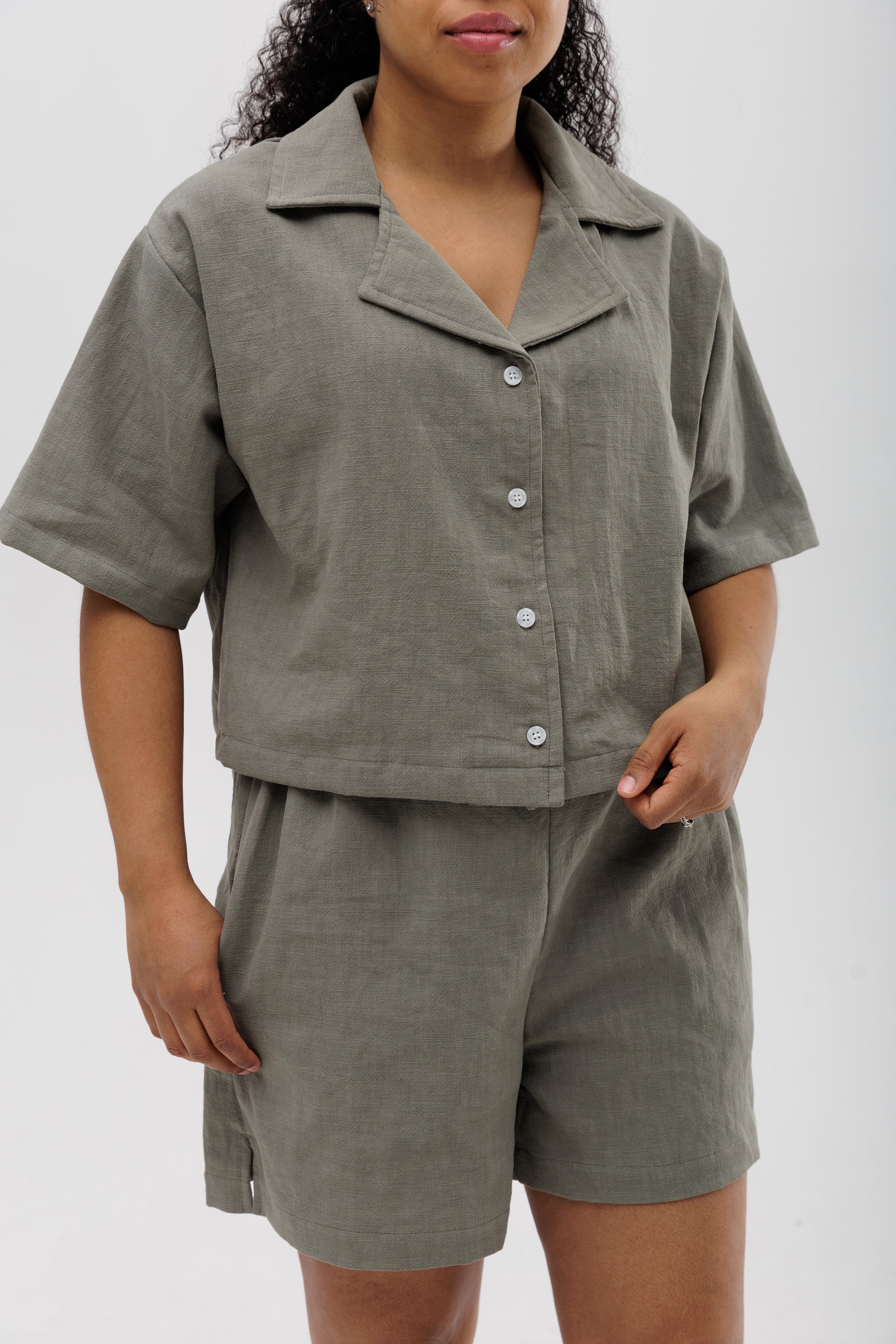 Chemise écourté ample effet lin