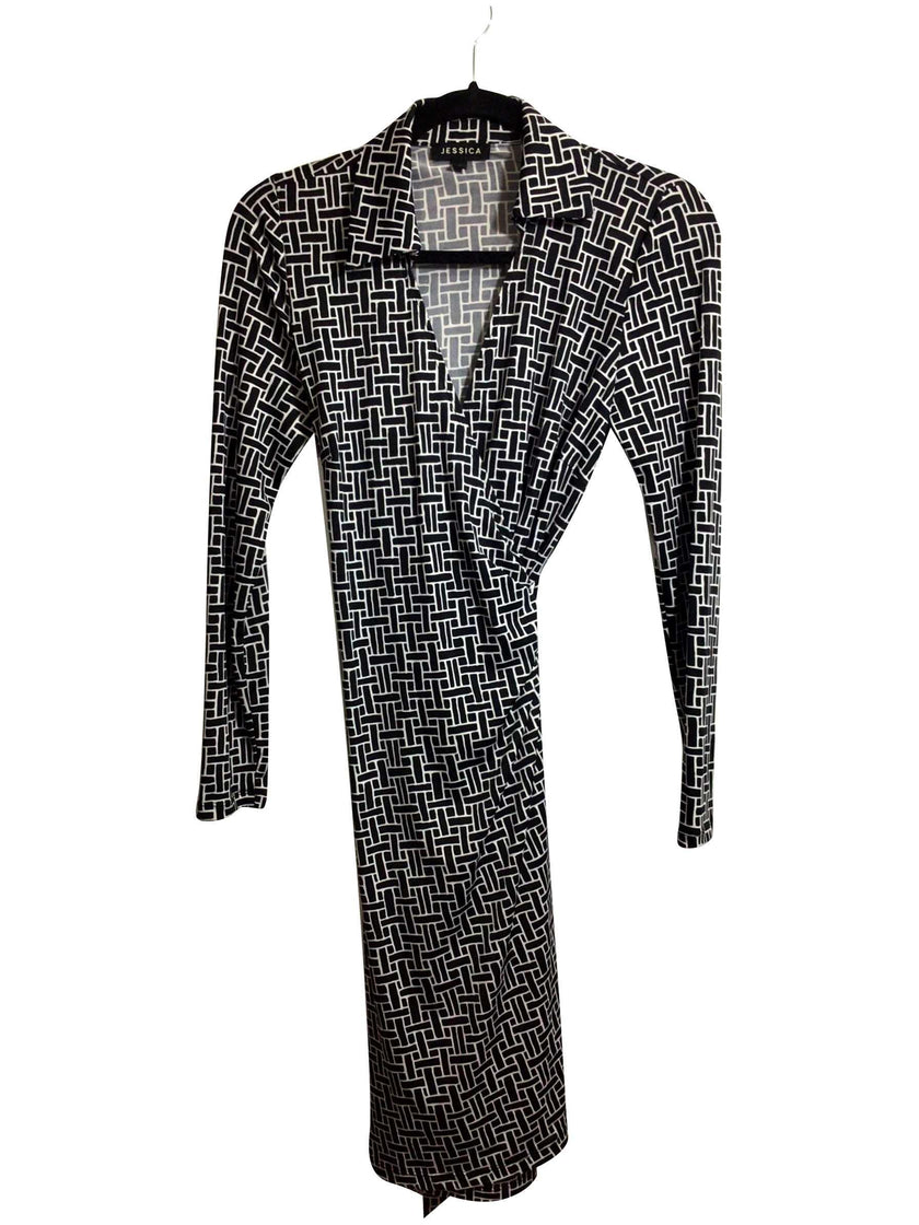 JESSICA Regular fit Wrap Dress in Black - 6