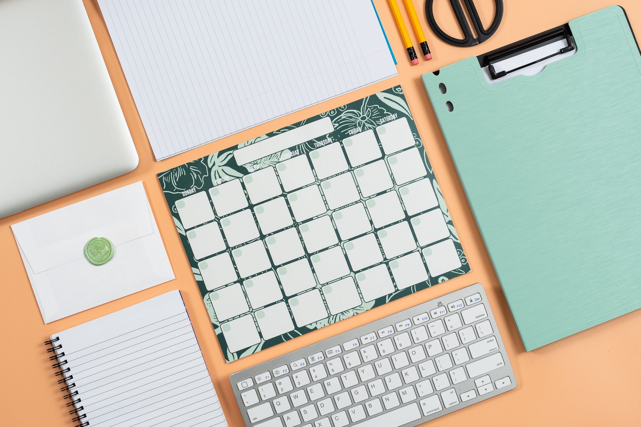 Green Florals Monthly Planner - 15 Pages