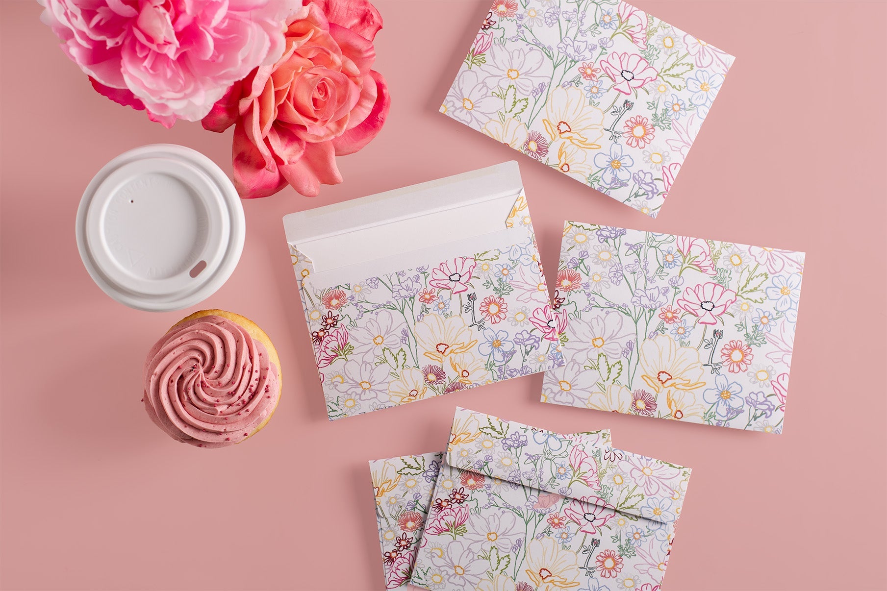 Rainbow Floral Pattern Envelope - 5 Pack