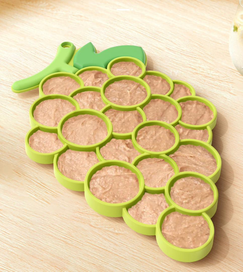 Crispy Grapes™ Lick Mat