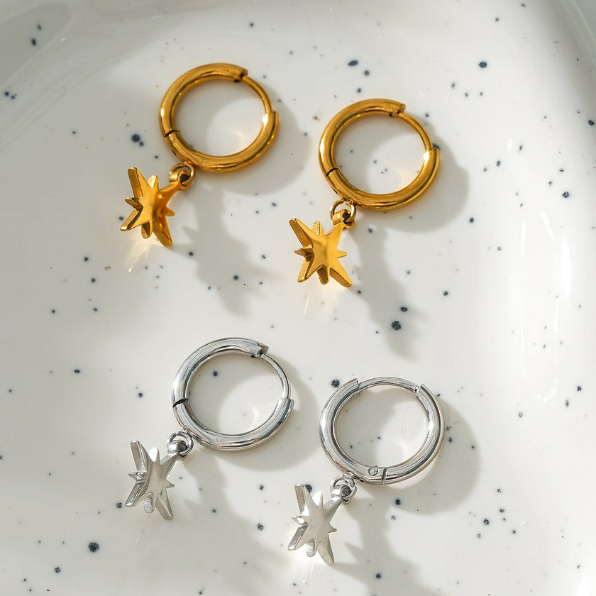 KAYLIN Silver : Mini boucles d'oreilles avec breloque étoile