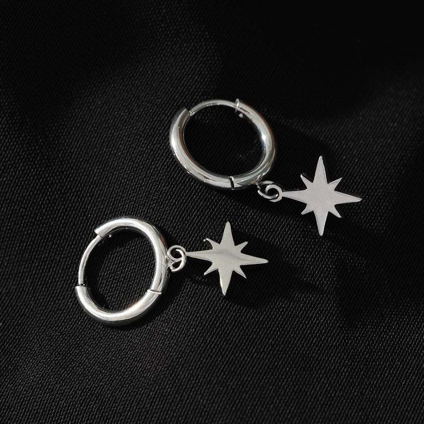 KAYLIN Silver : Mini boucles d'oreilles avec breloque étoile