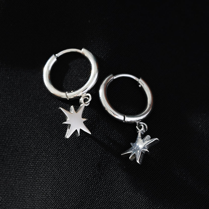 KAYLIN Silver : Mini boucles d'oreilles avec breloque étoile