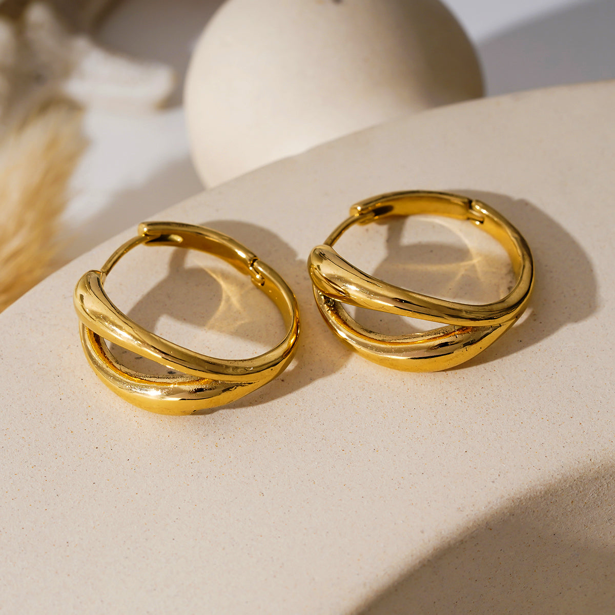 KEIKO : Boucles d'oreilles à double anneau en or