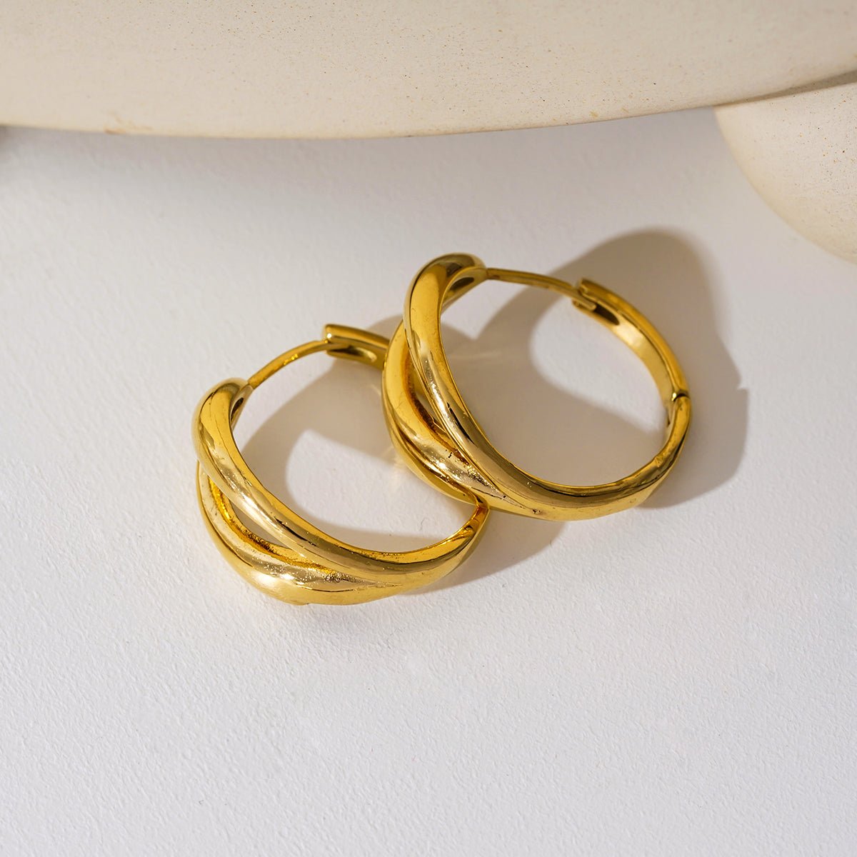 KEIKO : Boucles d'oreilles à double anneau en or