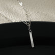 Style KORATIA: Minimalist Chain Necklace with Zirconia Gemstones in Silver