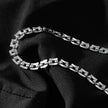 Style KOVVUR: Retro Twin Chain Necklace in White Gold (Silver Toned)