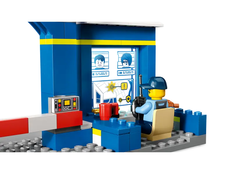 LEGO - City - Police Station Chase - 172 Pcs - 60370