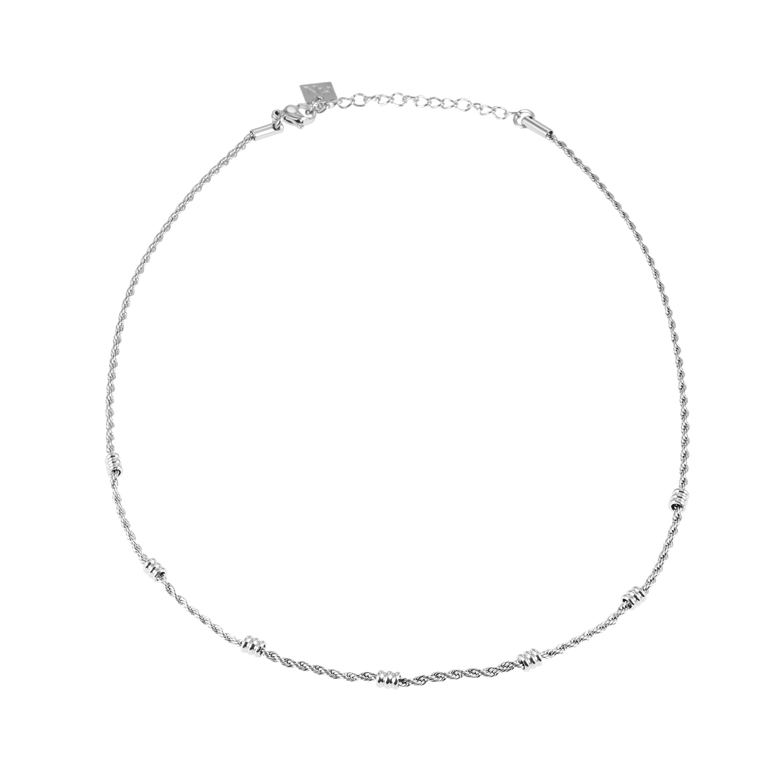 Collier à chaîne torsadée perlée en or blanc argenté de LEMOGES