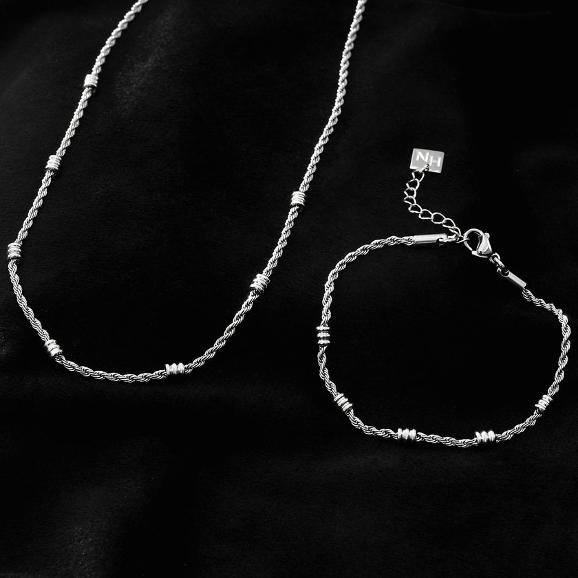 Collier à chaîne torsadée perlée en or blanc argenté de LEMOGES