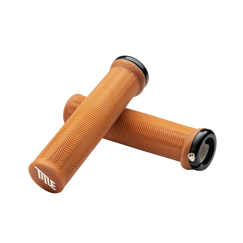 LO1 Grips