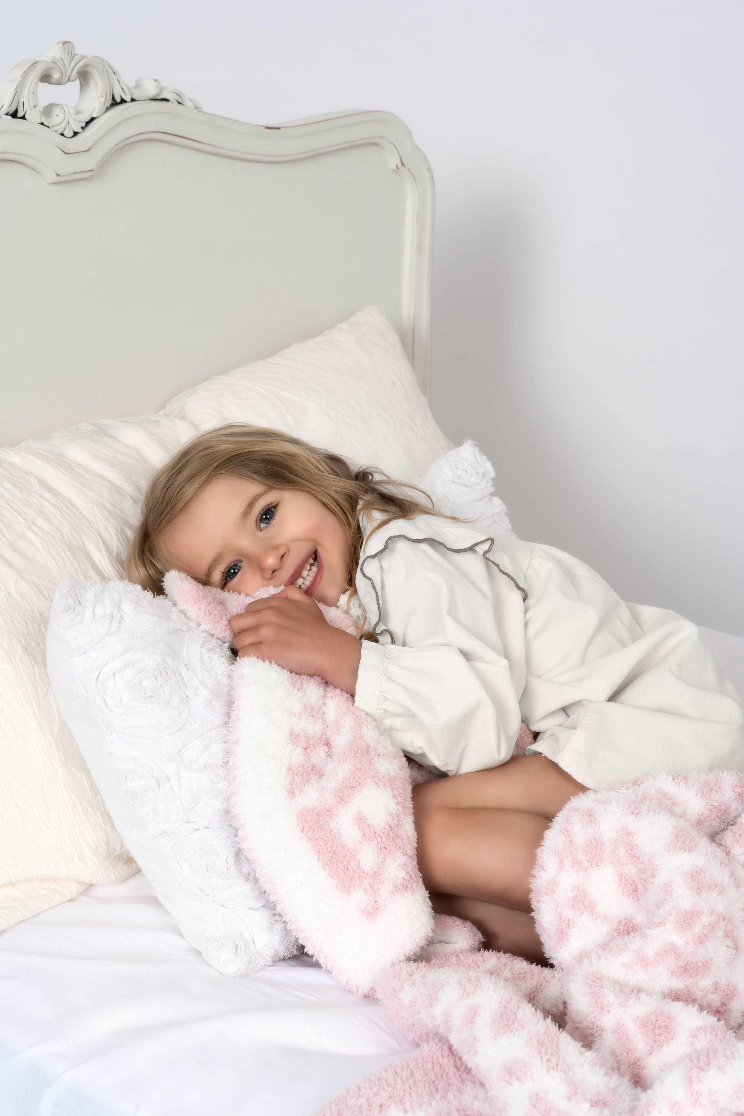 Rose Pink & White Leopard Print Twin Bed Blanket