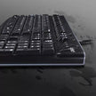 Logitech - Clavier filaire Slim, durable et résistant aux éclaboussures, noir, pour PC