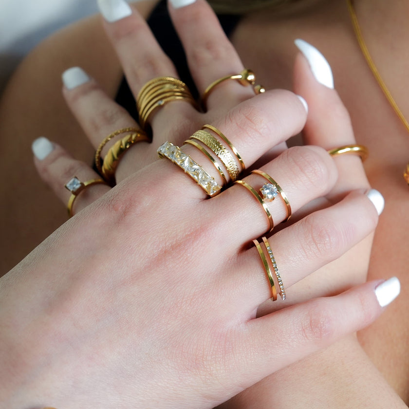 MATHEO : Bague en or texturée à trois anneaux superposés