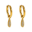 MONTEREY : Boucles d'oreilles vintage avec breloques en forme de goutte d'eau pavées de zircons.