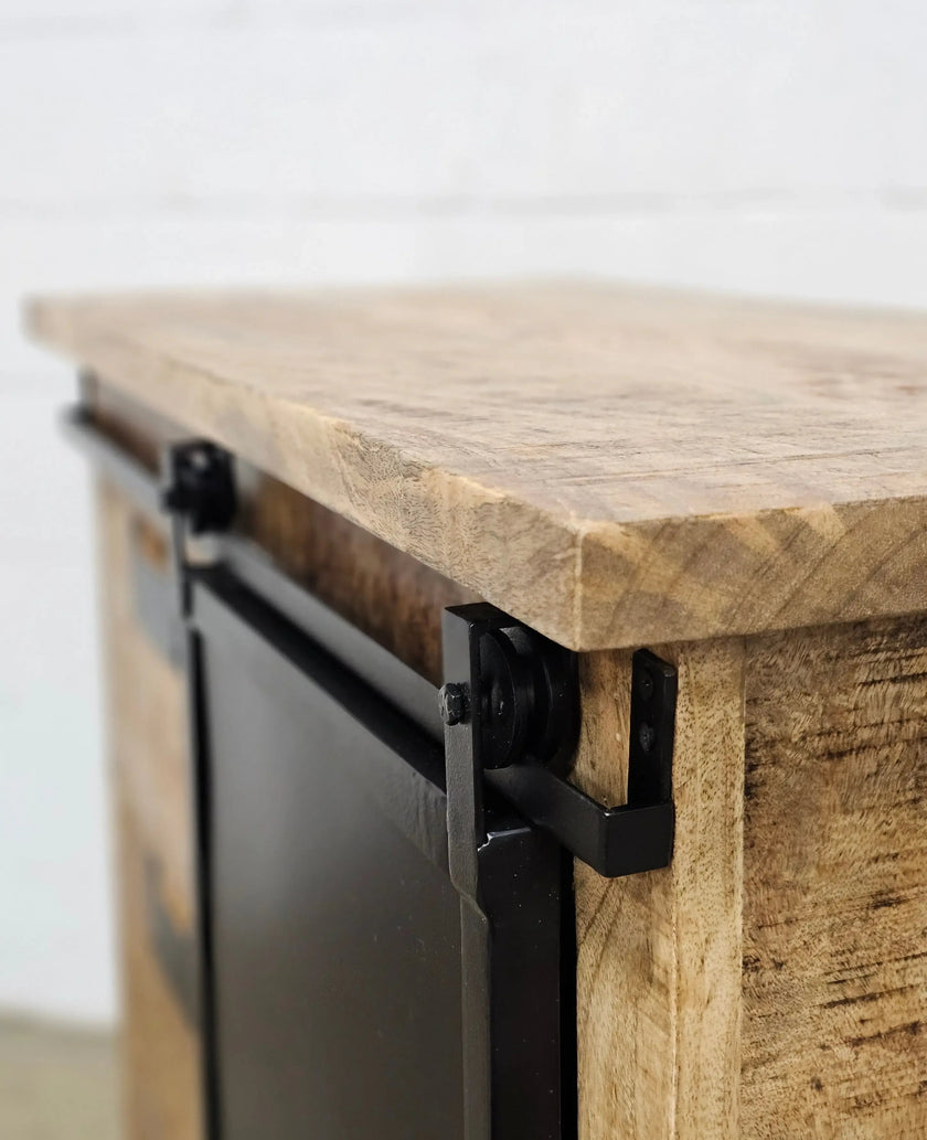 Meuble Commode Raven en bois de manguier porte coulissante en acier noir