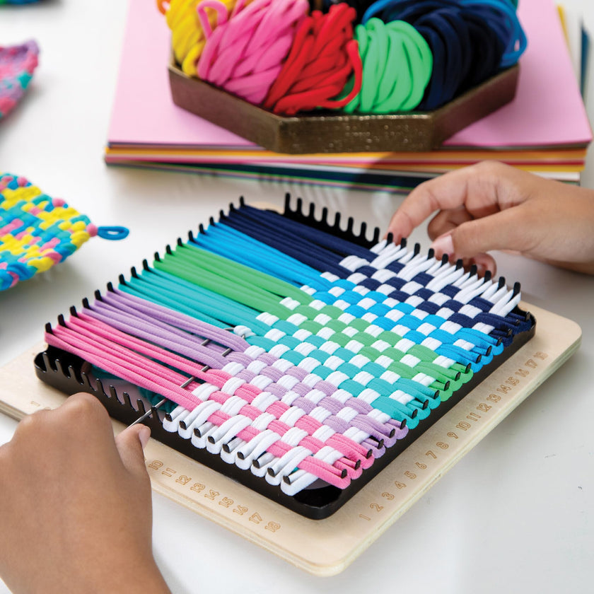 Mindware - Make-Your-Own Potholder Weaving Loom