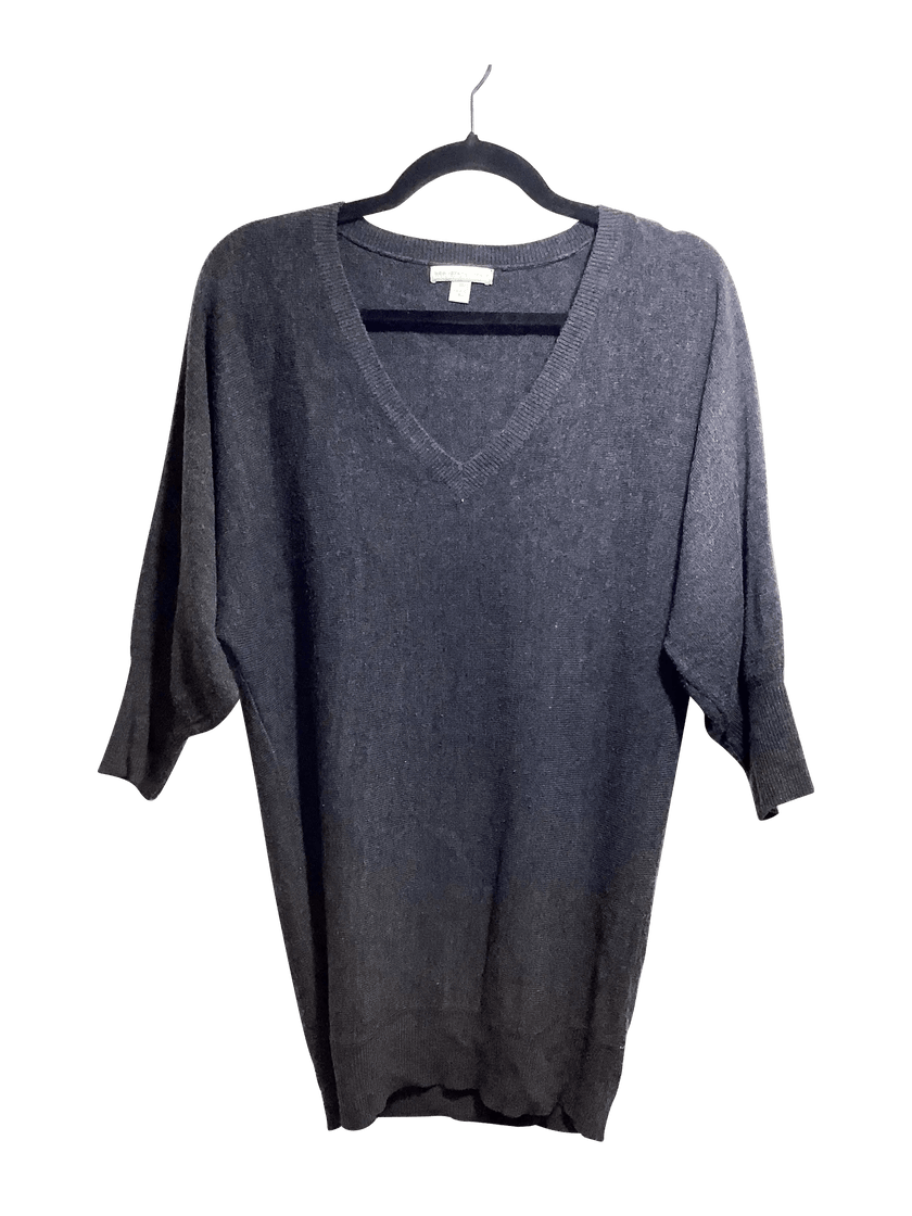NEW YORK & COMPANY Regular fit T-shirt in Gray  -  XS