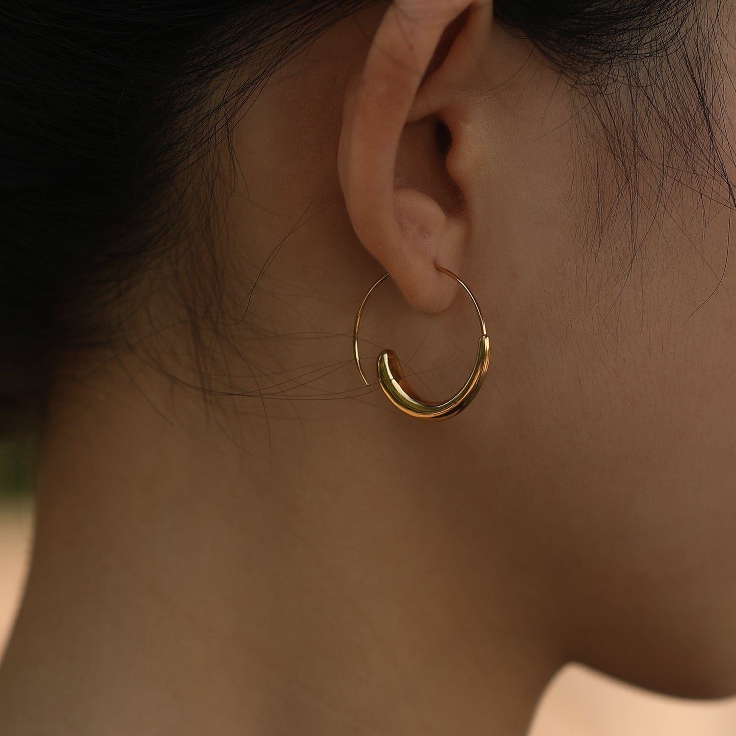 NURAL Swirl Hoops Gold