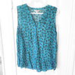 Women's Northern Reflections Blue Floral Button-Up Sleeveless Blouse [XL]