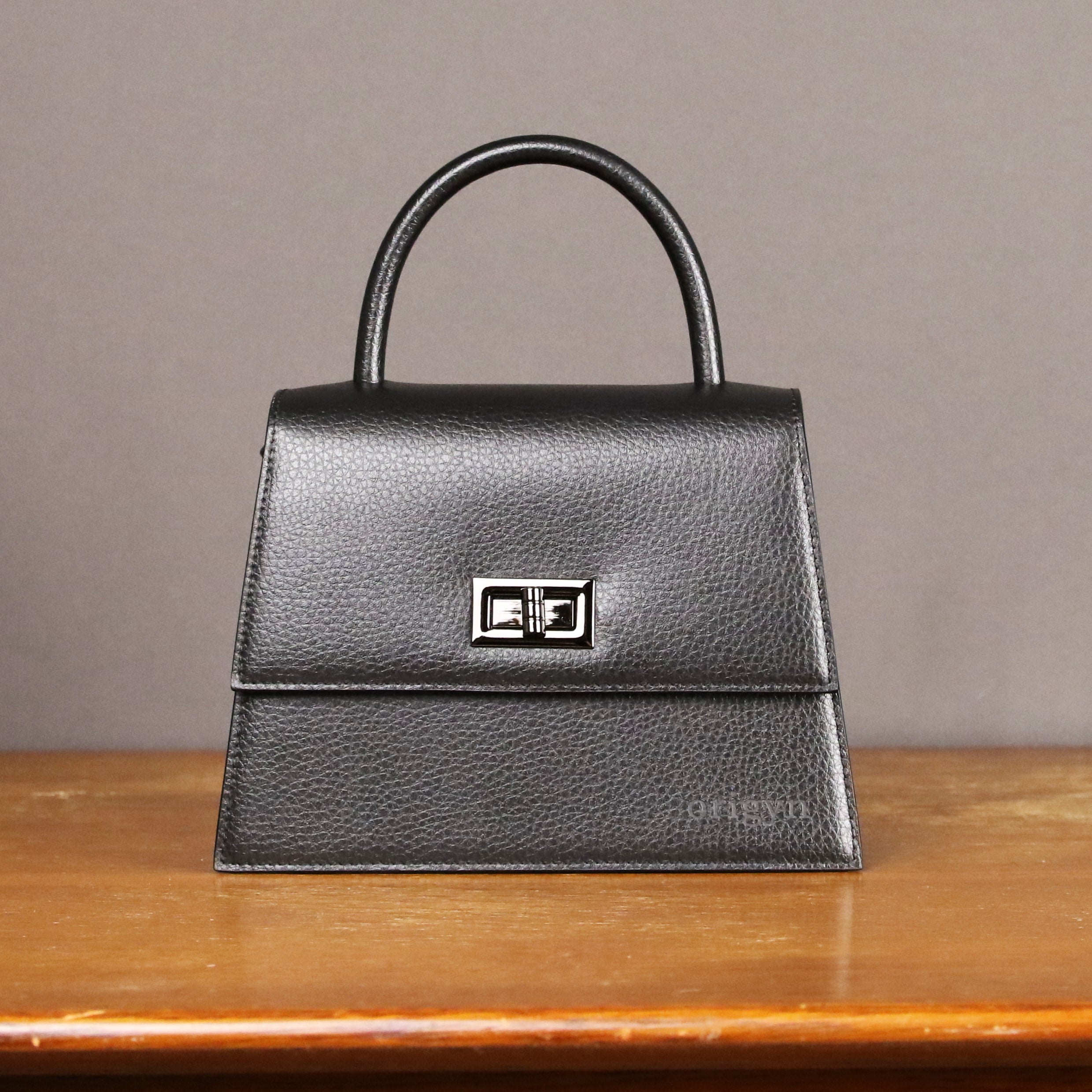 Origyn 03 - Plant-Based Vegan Leather Kelly Bag - Made with MIRUM®