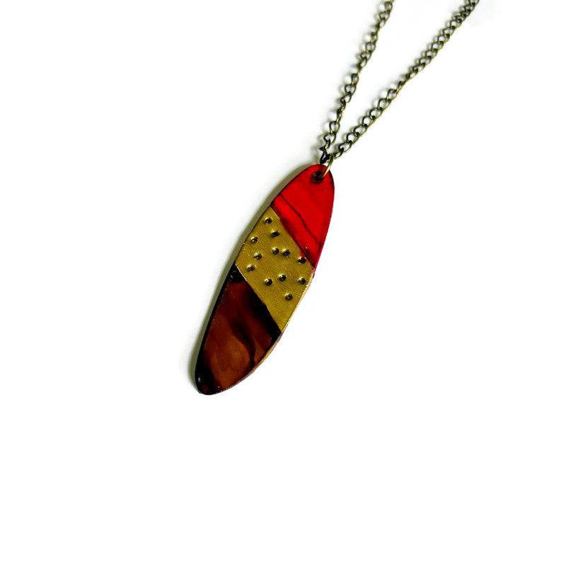 Oval Striped Pendant in Red Gold Brown