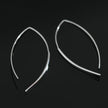 Boucles d'oreilles argentées XIMENA à motifs géométriques incurvés