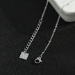 Chaîne en argent perlée KIMI avec pendentif en zircone pavé délicat.