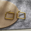 Boucles d'oreilles carrées REILYNN. En or et argent.