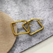 Boucles d'oreilles carrées REILYNN. En or et argent.