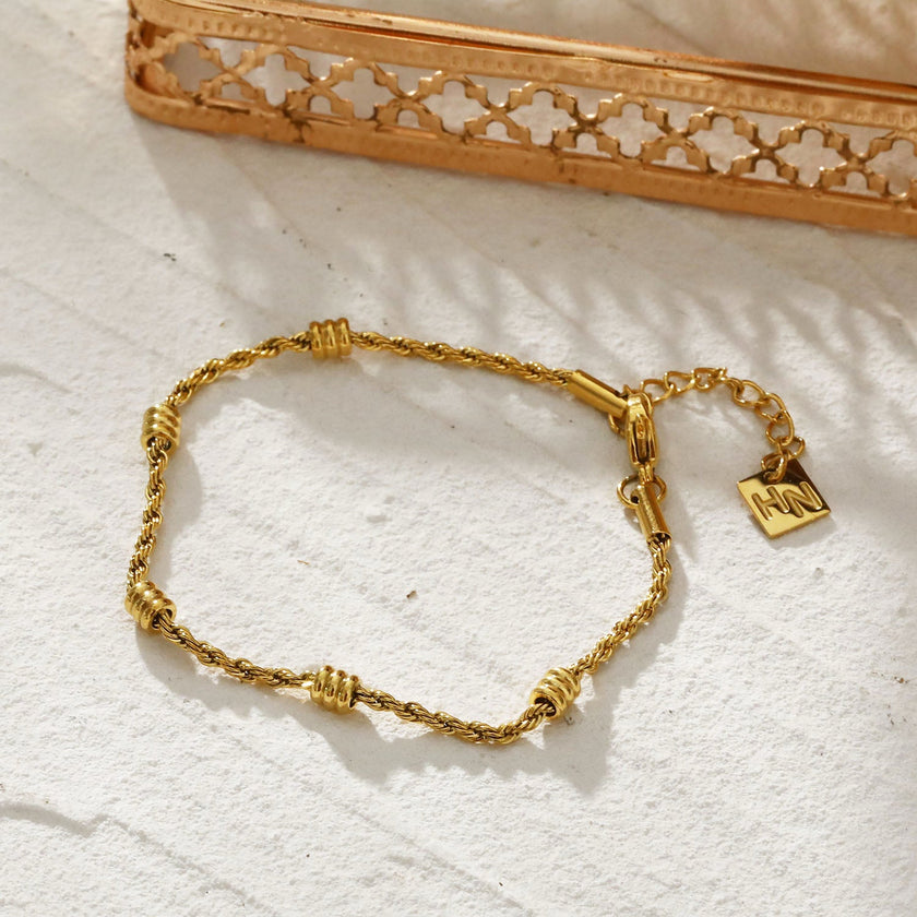 AMIENS Gold : Bracelet en cordelette perlée