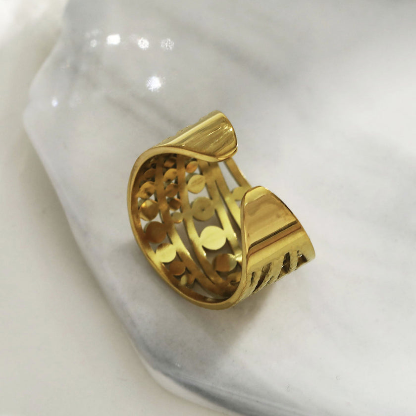 Bague BUENA à plusieurs anneaux sertie de zircone.
