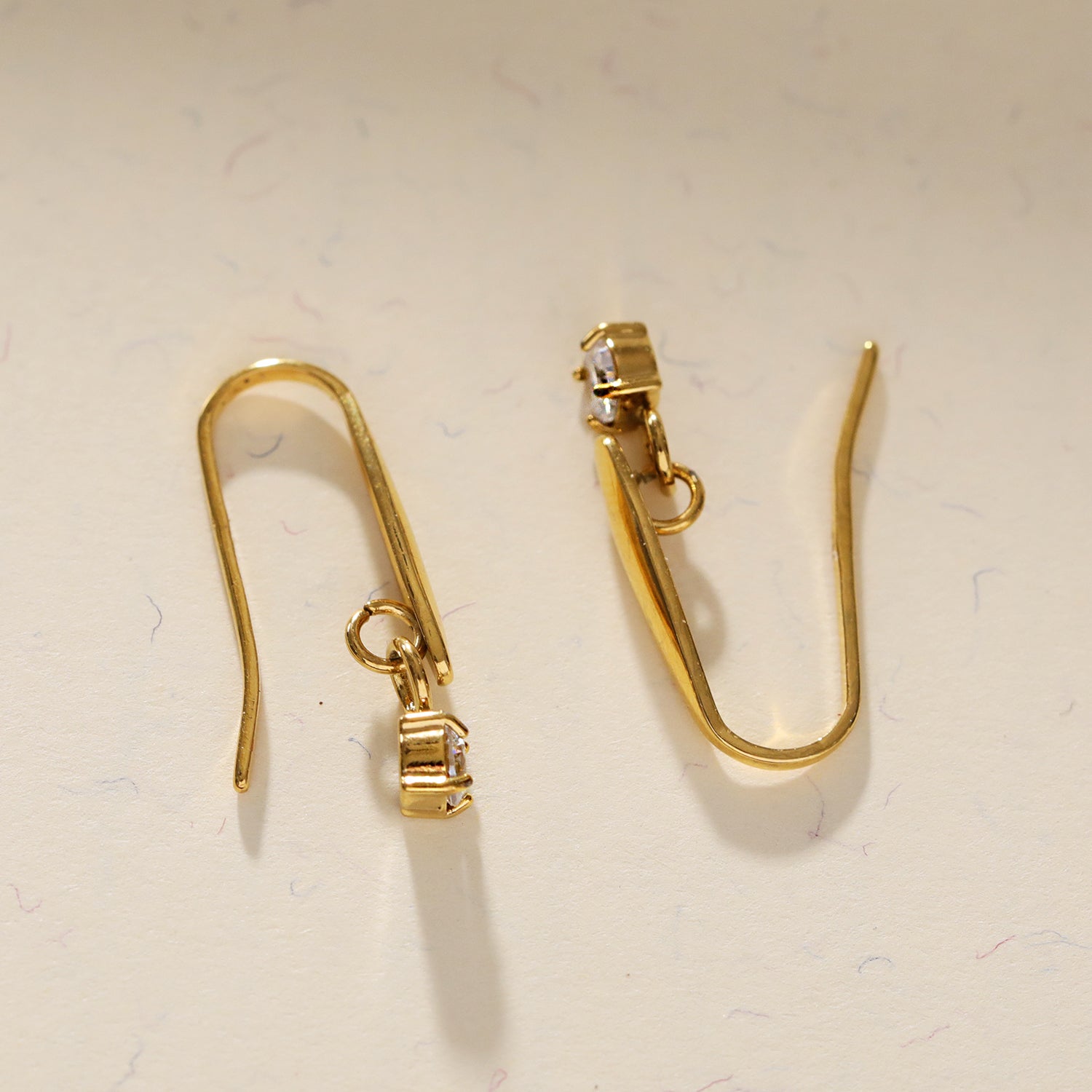 AITANA: Vintage-inspired Tear Drop Earrings with Solitaire Zirconia Gemstone