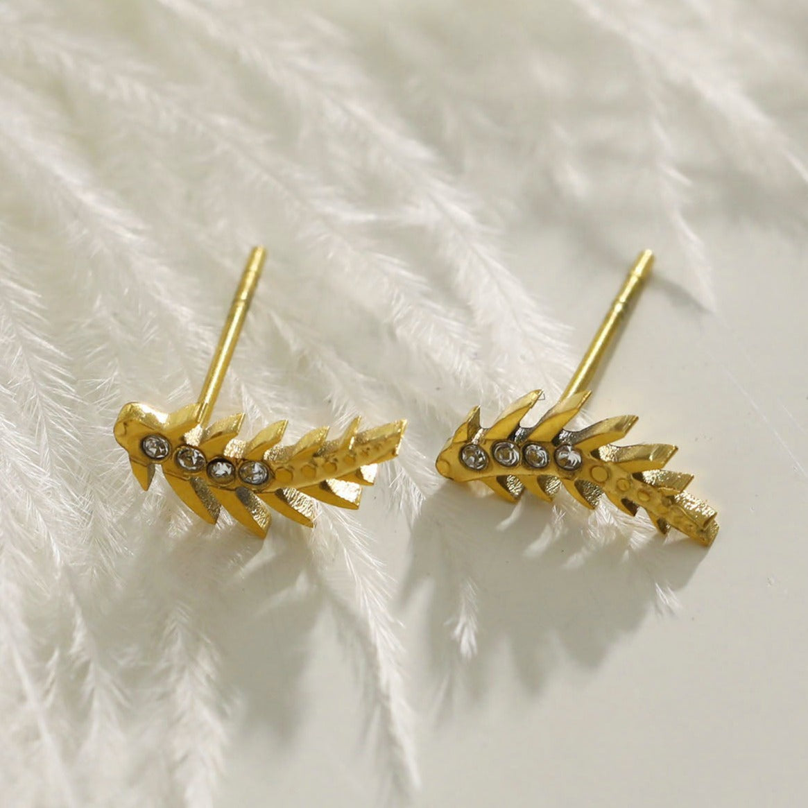 Boucles d'oreilles en zircone en forme de météore volant de EBBA.