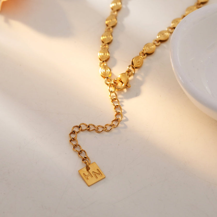 ANTHEA : Collier à chaîne ovale perlée à motifs