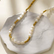 HELGA : Collier de perles et de billes de différentes formes et couleurs - Strands of Beauty