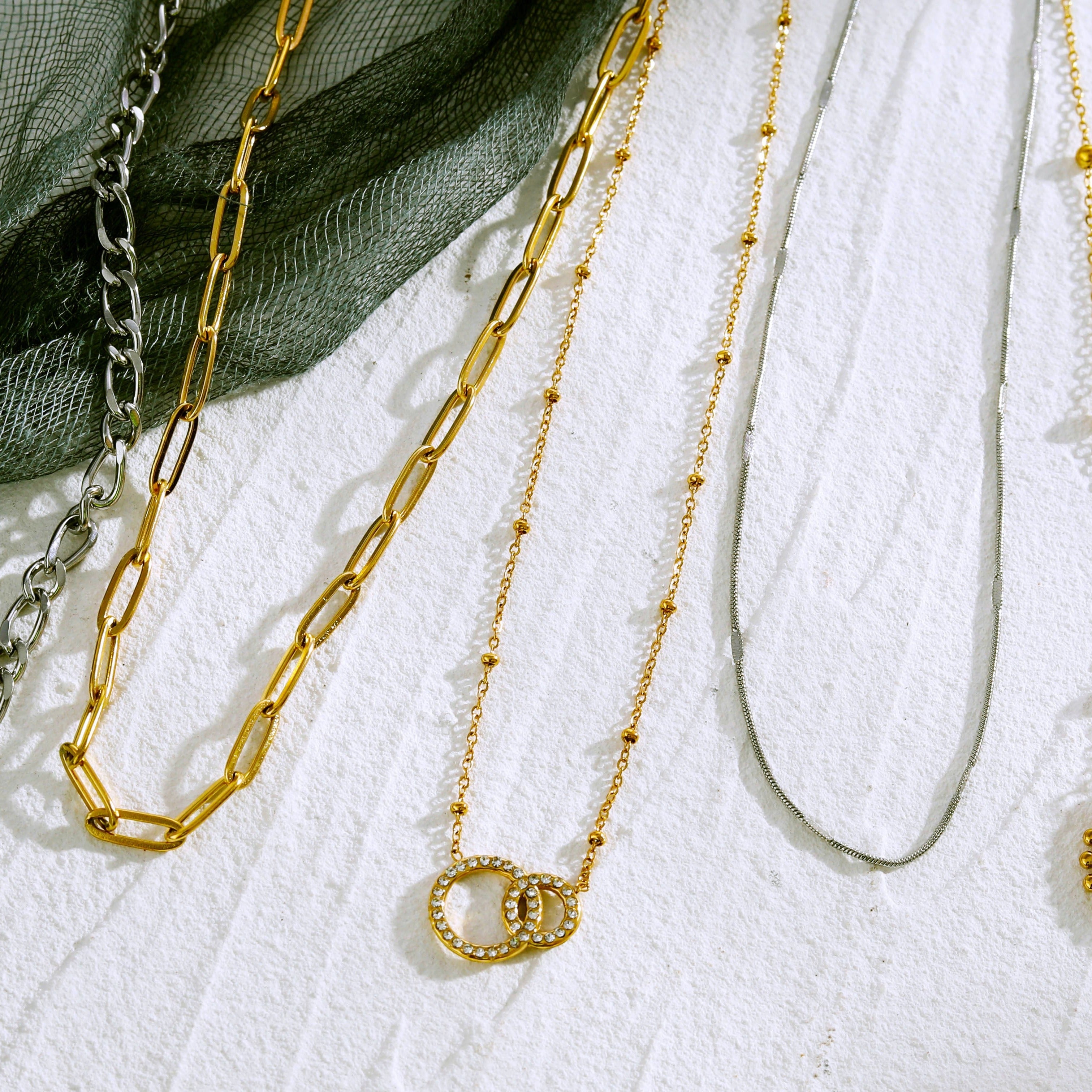 Collier en or avec pavé de zircons BRIAR