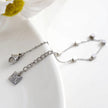 DARBY : Bracelet en argent avec perles carrées